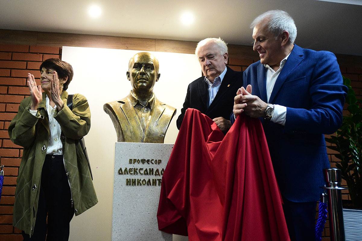otvaranja biste aleksandra nikolića.jpg