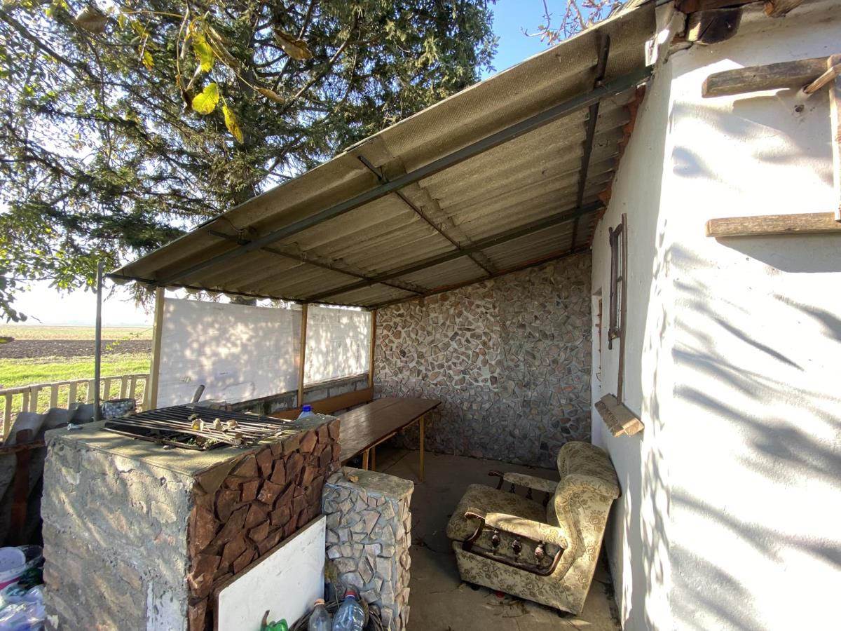 Prodaja vikendice (11).jpg