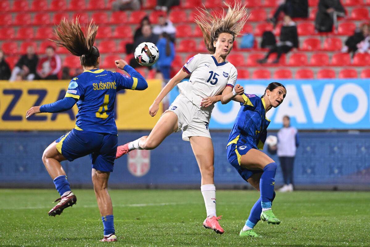 fudbalerke zenske reprezentacije Srbije protiv Bosne i Hercegovine (9).jpg