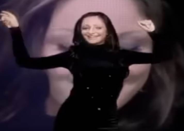 Maja Berović nekad i sad i slike u bikiniju