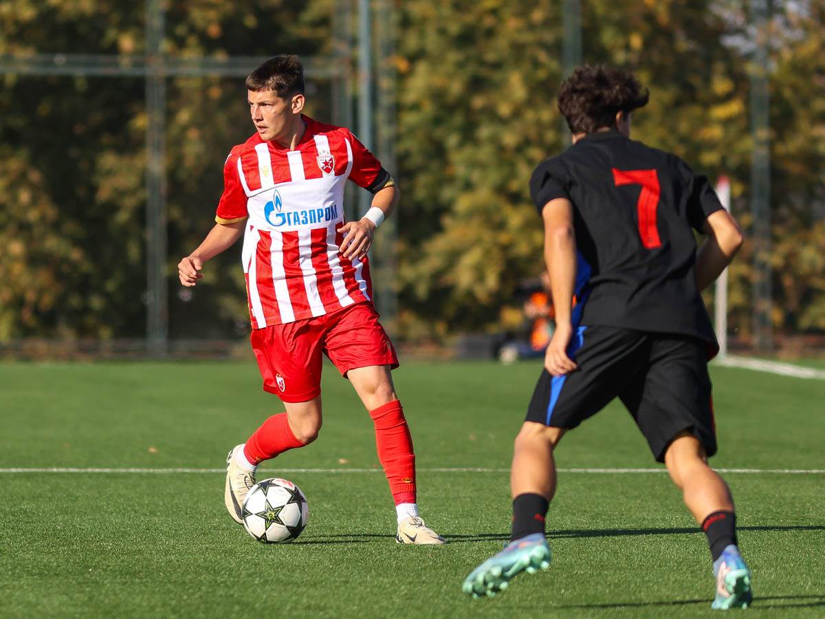 zvezda - barselona liga šampiona mladih (8).jpg