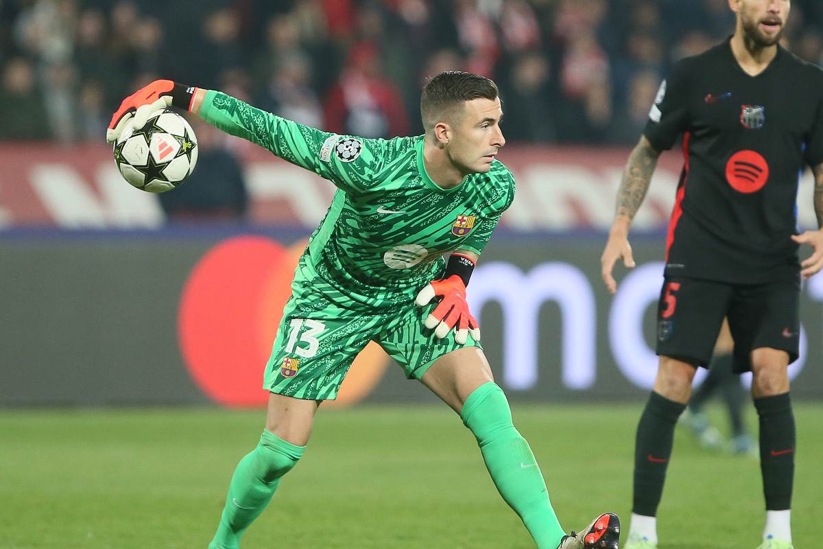 Crvena Zvezda - Barselona-19.jpg