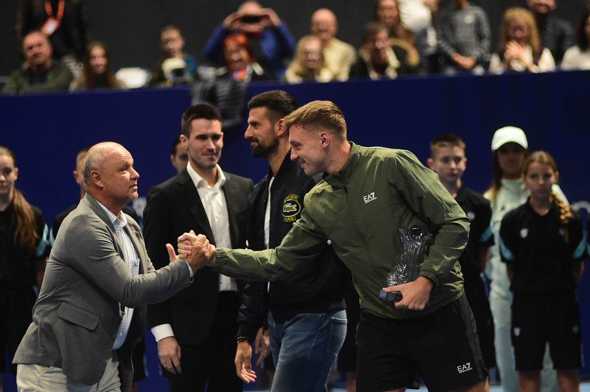 Međedović Šapovalov Novak Đoković dodela  (4).jpg