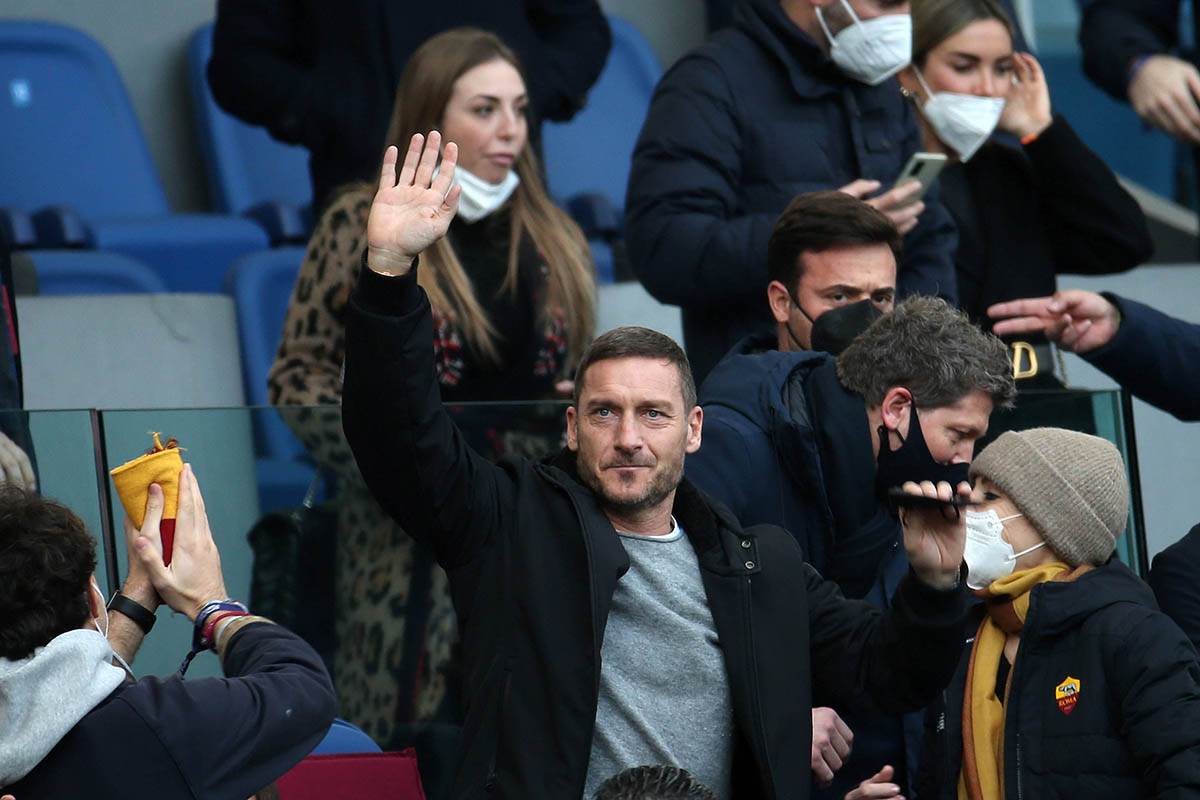 Frančesko Toti i Noemi Boki (2).jpg