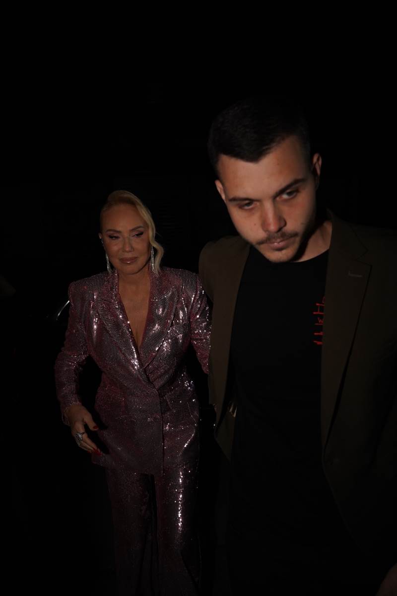 Lepa Brena, Viktor Živojinović