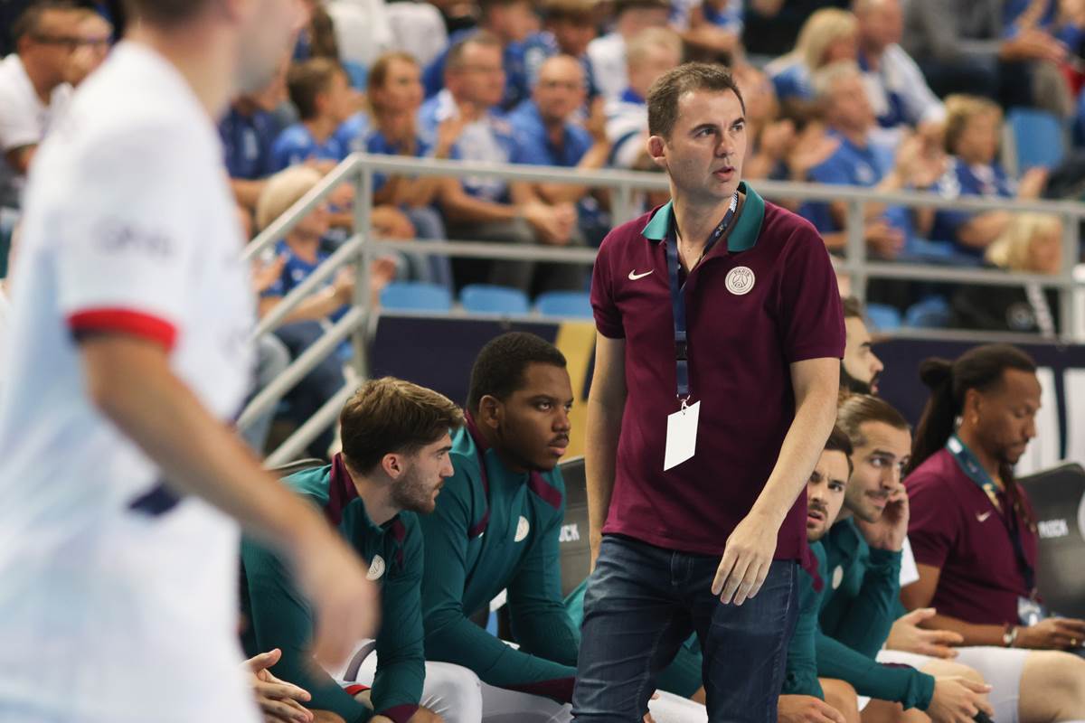 Raúl González (2).jpg