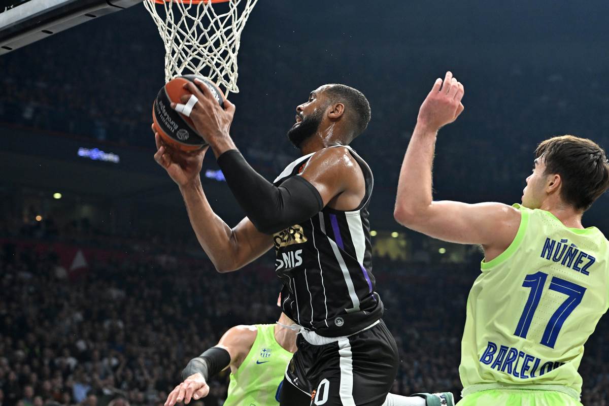 barselona partizan (1).JPG