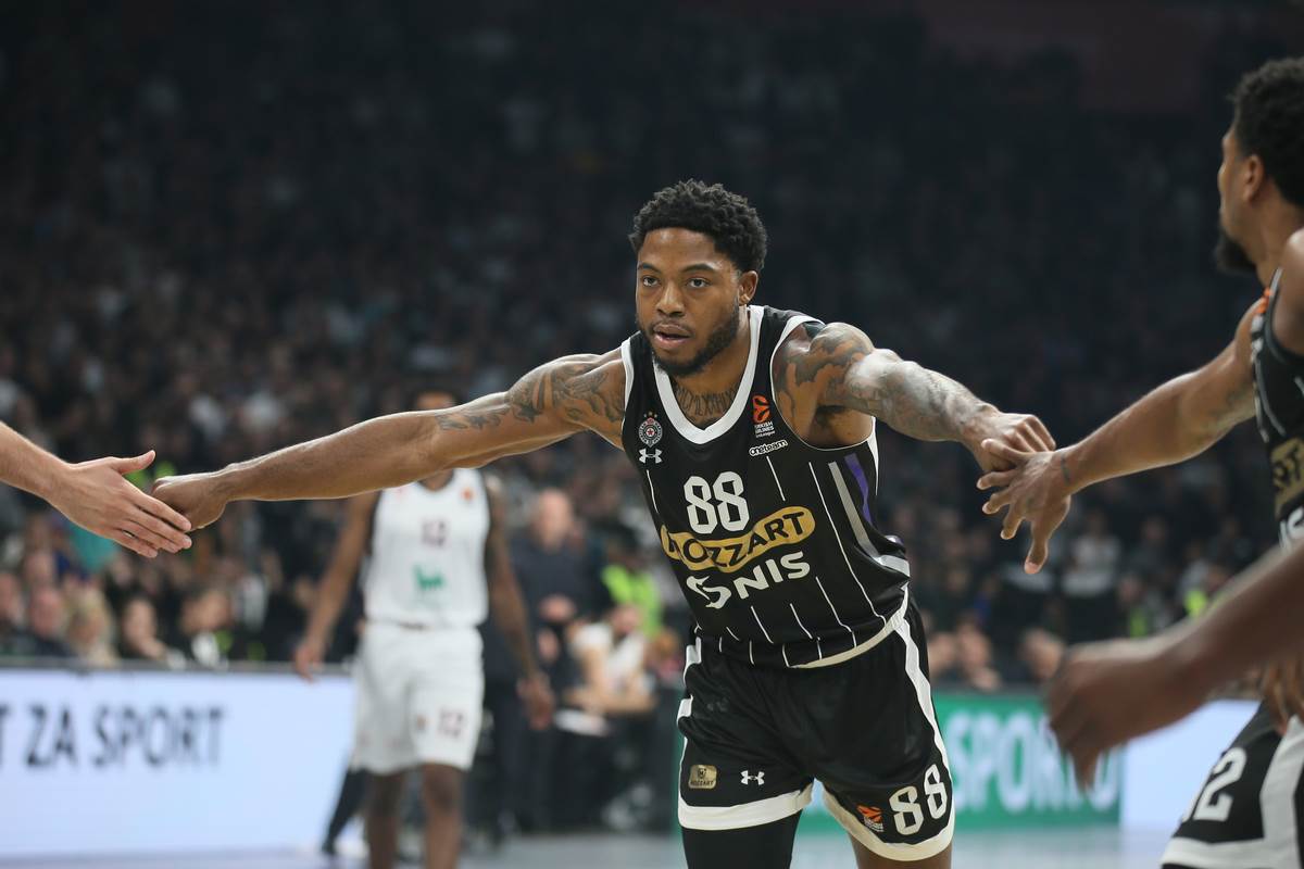 PARTIZAN, ARMANI MILANO   (22).JPG