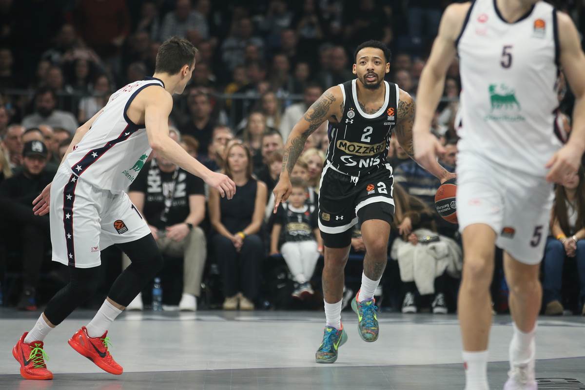 PARTIZAN, ARMANI MILANO   (24).JPG