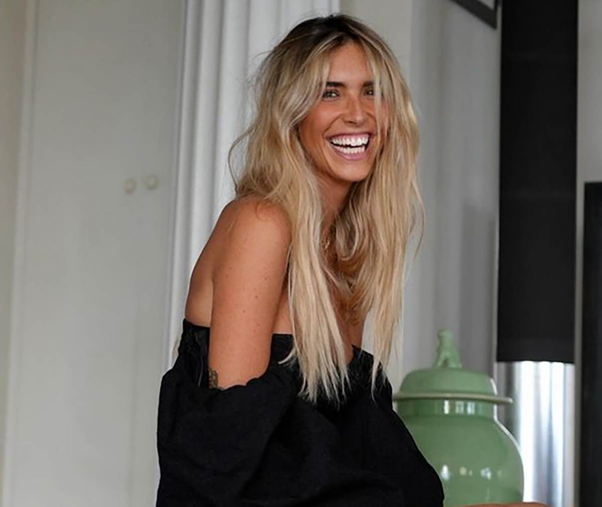 viki mihajlović  (8).png