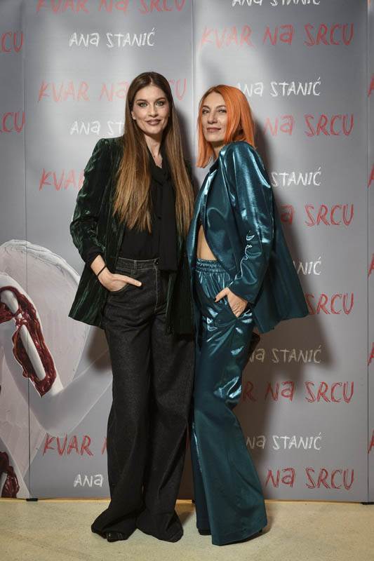 _DJT4266 Ana Stanic i Tamara Paunovic.jpg