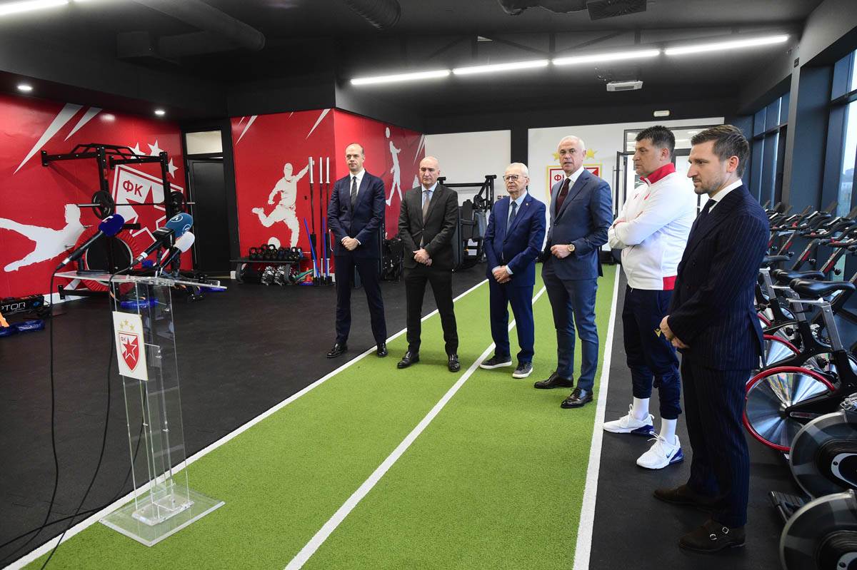 Crvena Zvezda Mediko (10).jpg