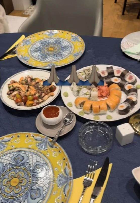 Radiša Trajković Đani sa porodicom slavi Aranđelovdan pokazao bogatu trpezu