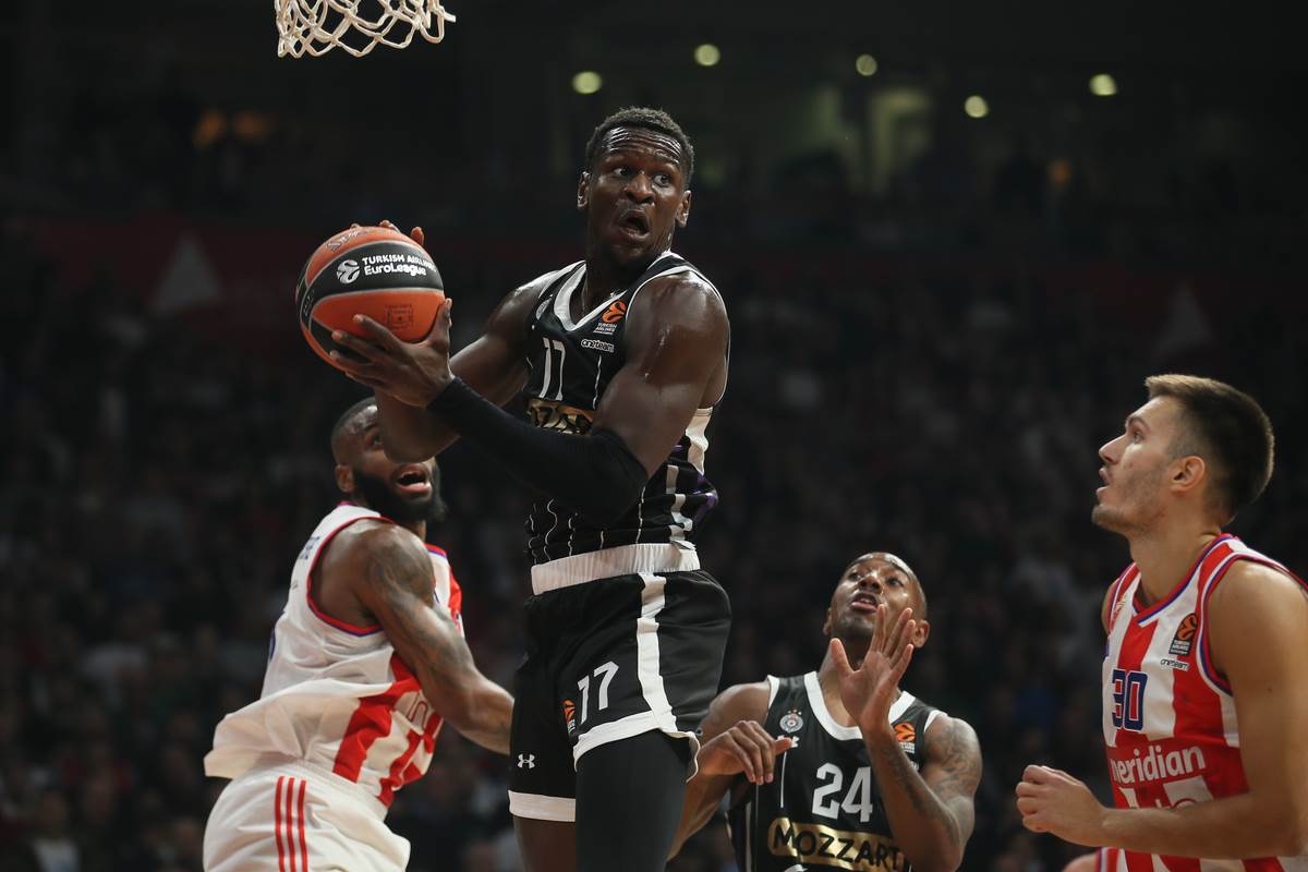 Partizan Zvezda Derbi (4).JPG