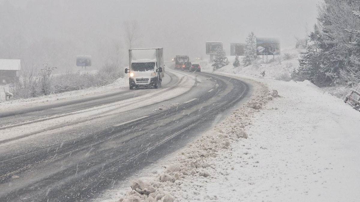 Kolaps za sve vozače na Rudniku.jpg