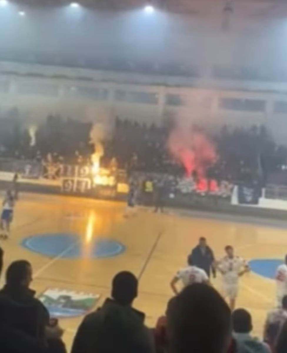 Navijači vređanje haos crna gora (6).jpg