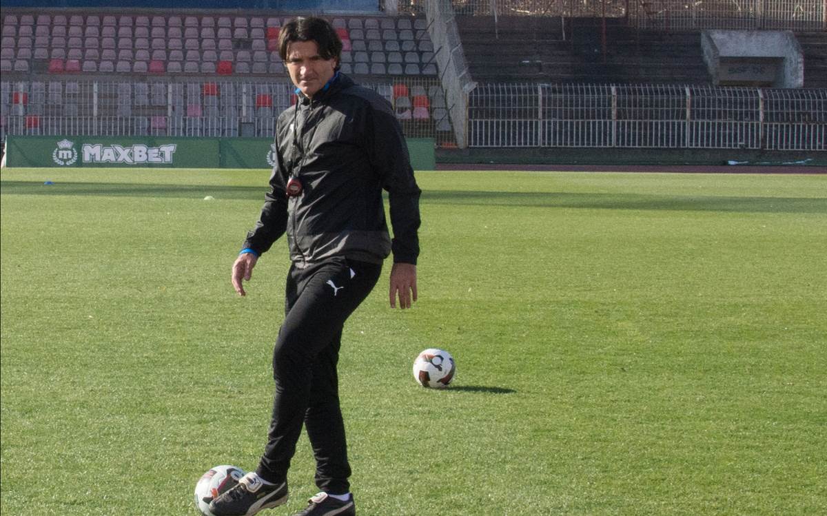 Trening Fudbalerki Srbija (6).jpg