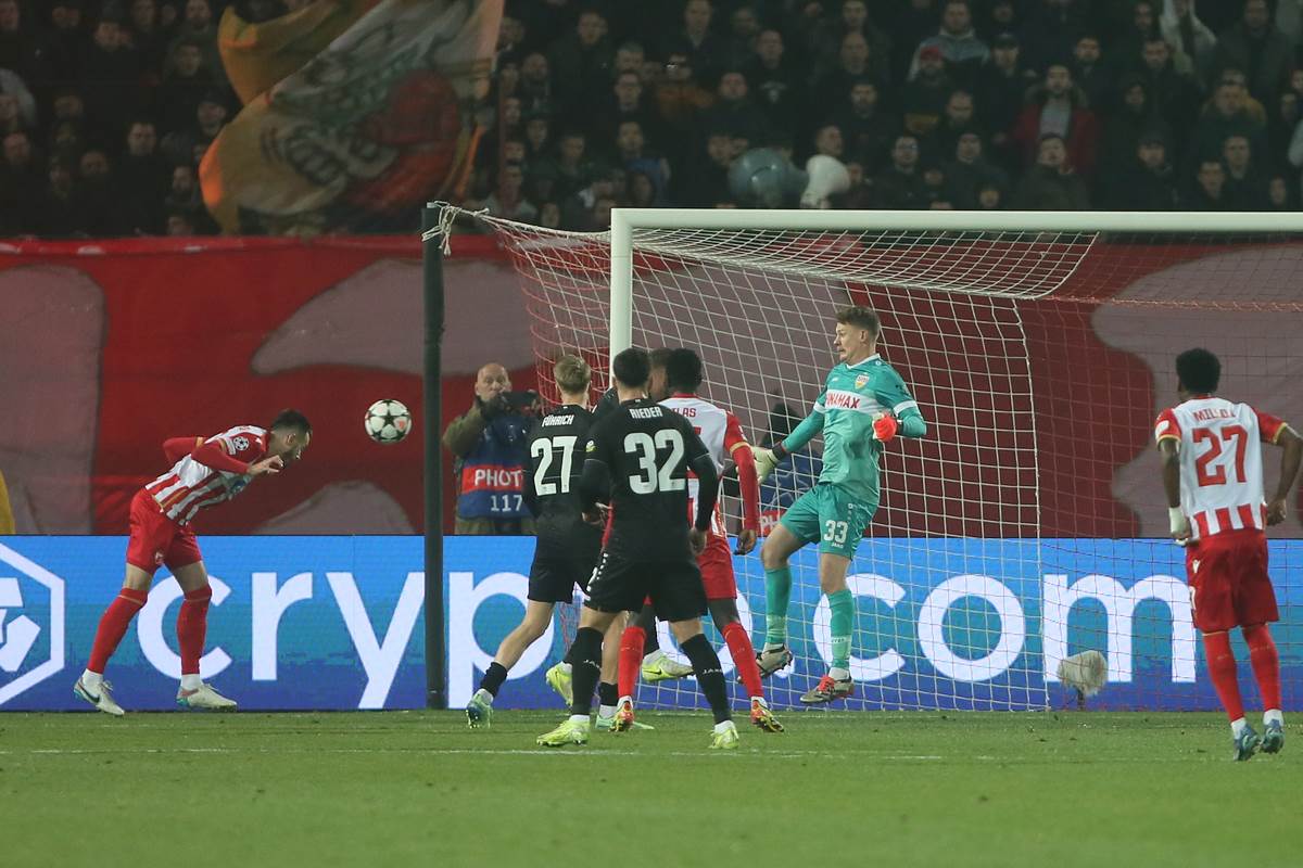 Crvena Zvezda Štutgart (11).JPG