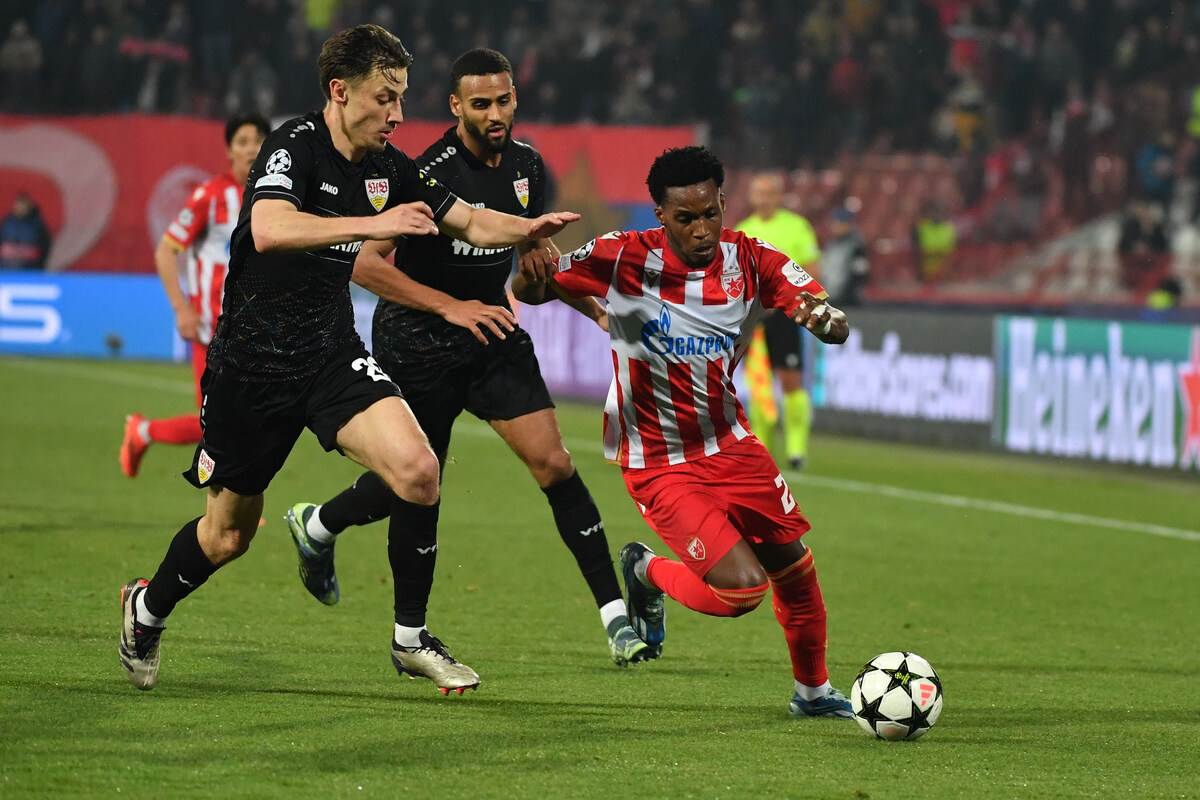 Crvena Zvezda slavlje Štutgart (21).JPG