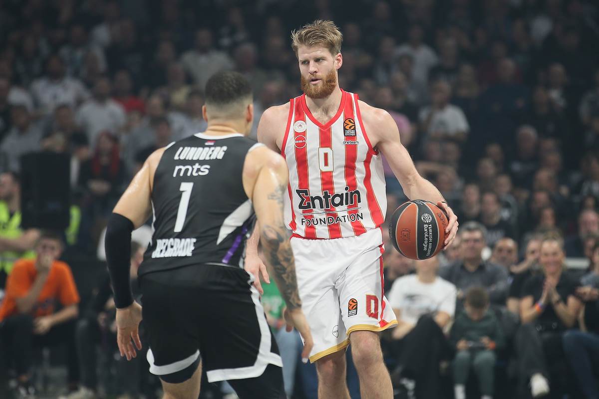 OLIMPIJAKOS - PARTIZAN (22).JPG