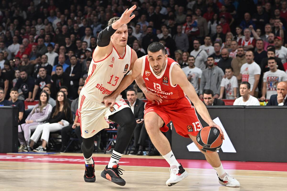 Zvezda - Bajern (5).JPG