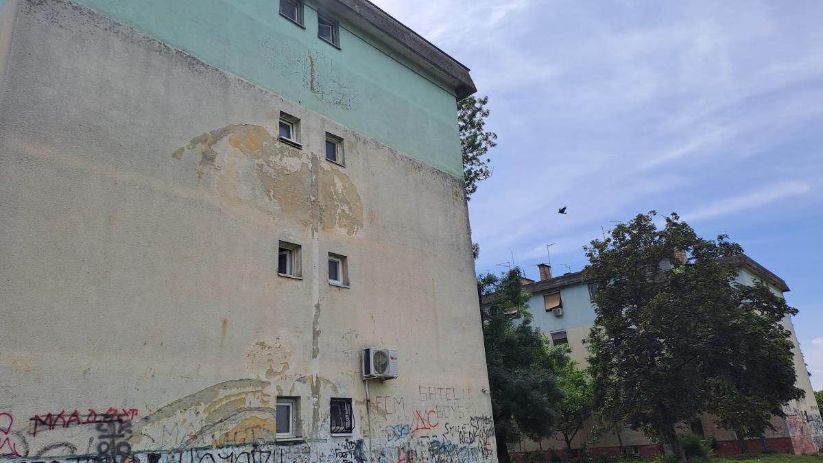 Stan roditelja Dare Bubamare u Novom Sadu (3).jpg