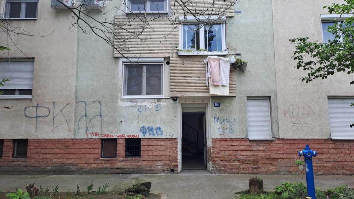 Stan roditelja Dare Bubamare u Novom Sadu (5).jpg