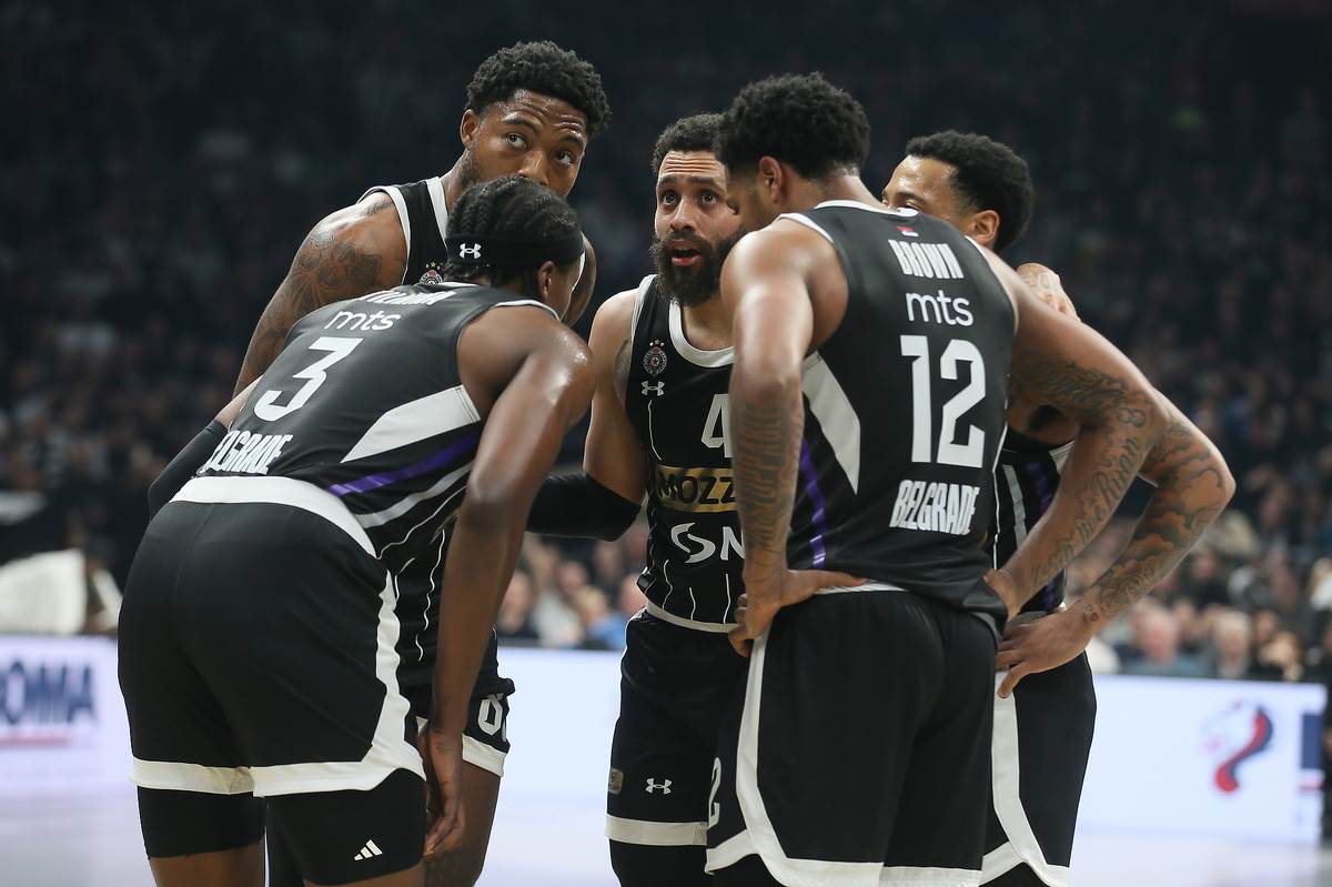 ŽALGIRIS partizan (9).JPG