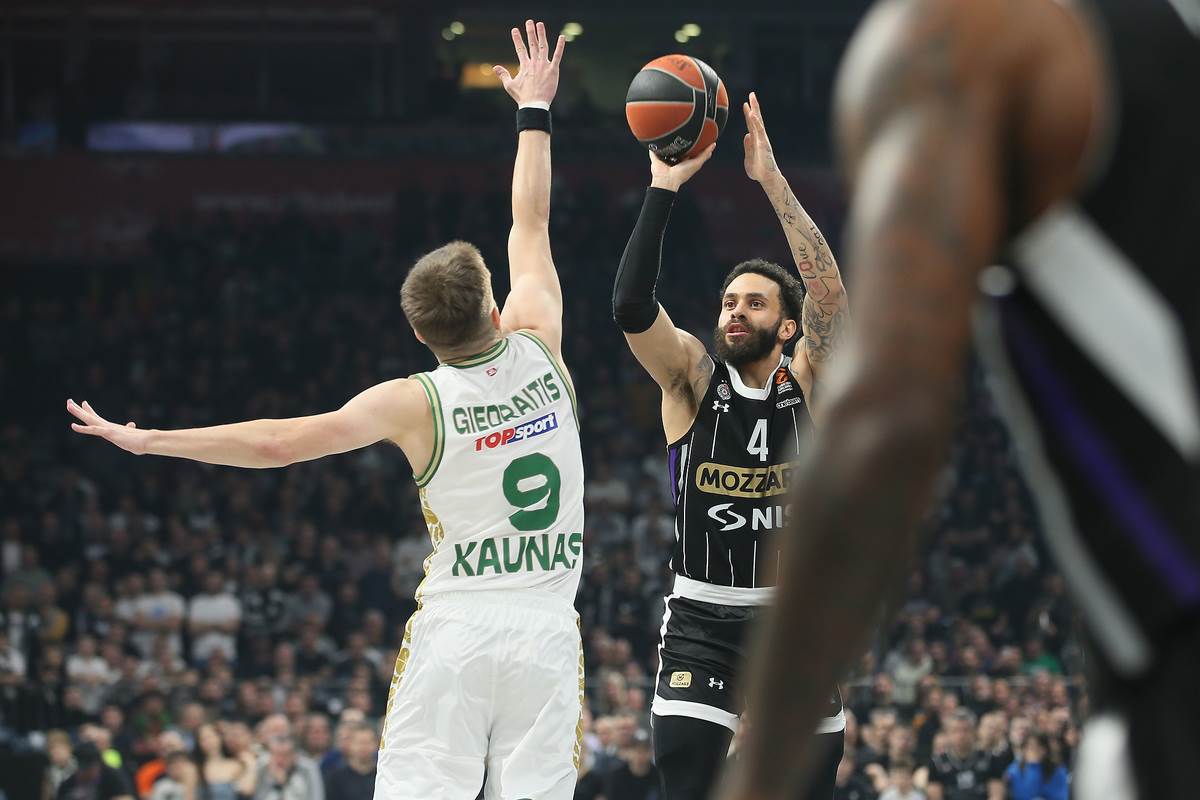 ŽALGIRIS partizan (14).JPG