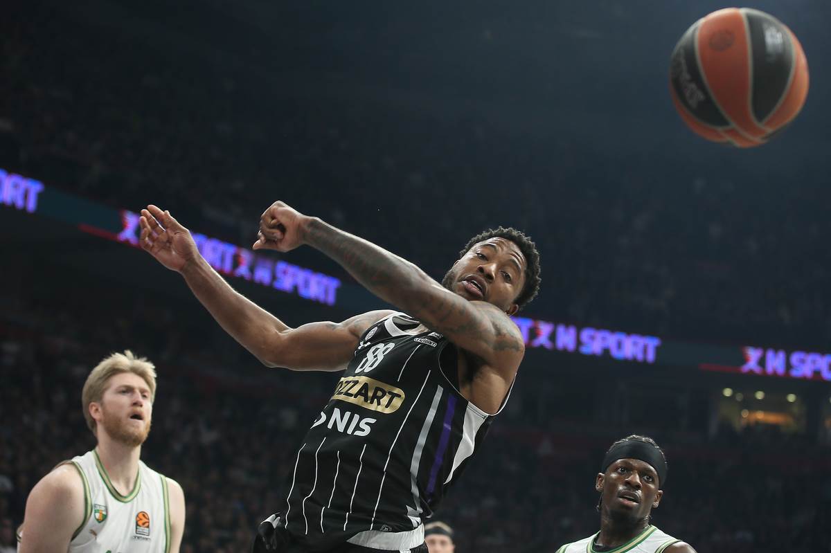 ŽALGIRIS partizan (17).JPG