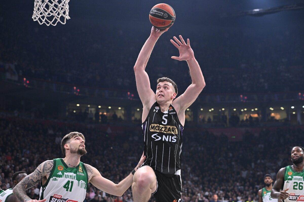 Partizan Panatinaikos (11).JPG