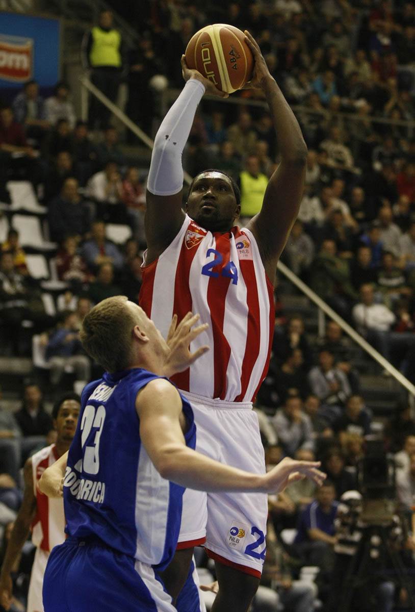 Entoni Majs, debeli košarkaš bio pojačanje Crvene zvezde