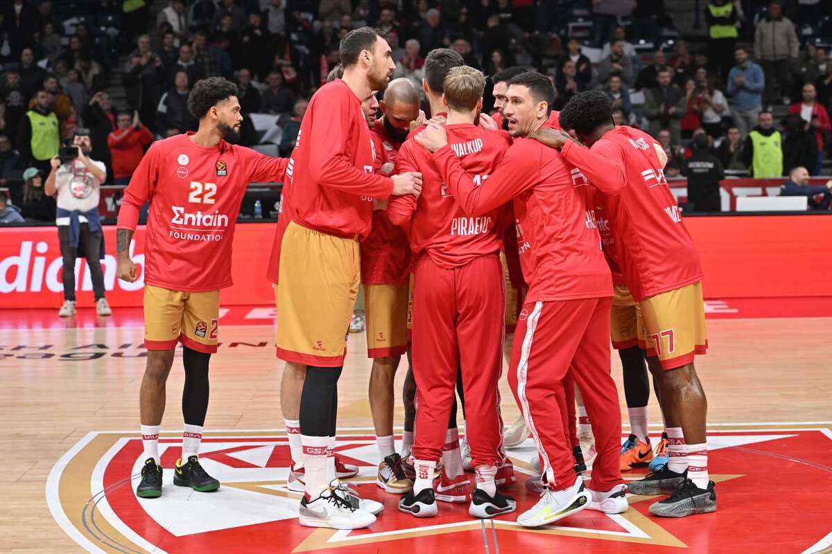 Crvena Zvezda Olimpijakos (12).JPG