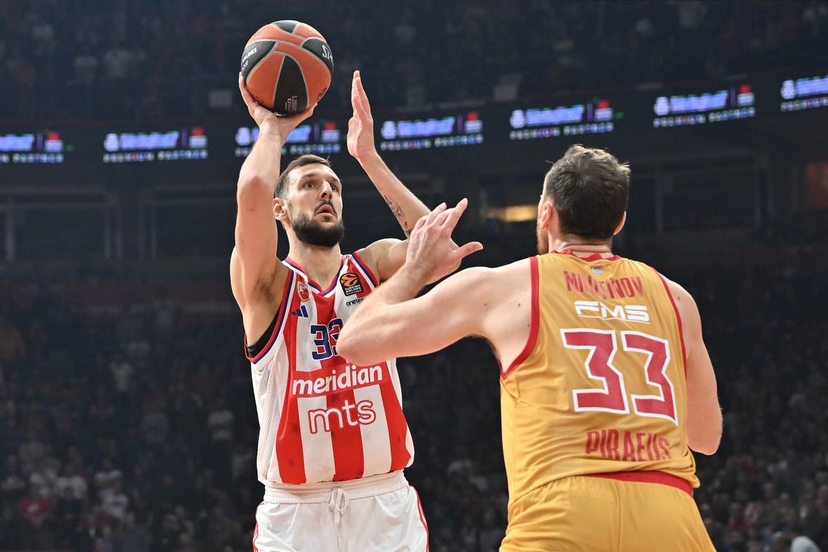 ZVEZDA - OLIMPIJAKOS  (12).JPG