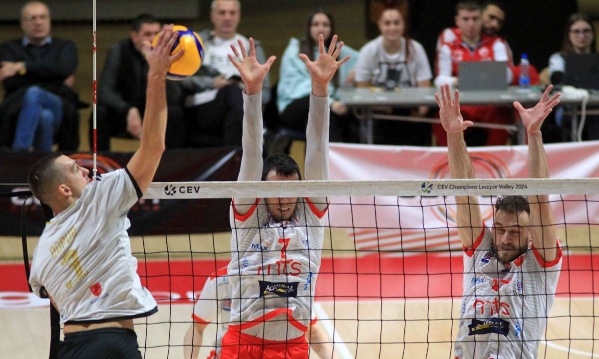 Partizan Zvezda odbojka (7).jpg