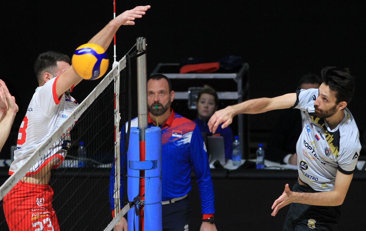 Partizan Zvezda odbojka (11).jpg