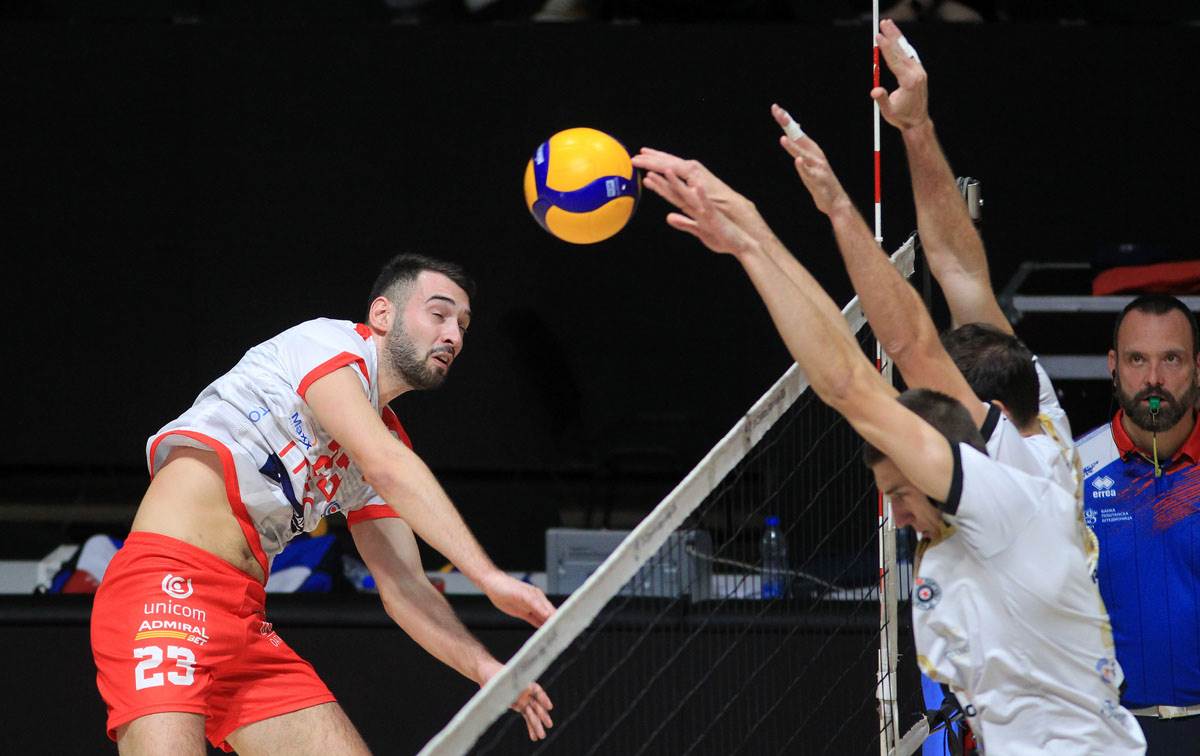 Partizan Zvezda odbojka (12).jpg