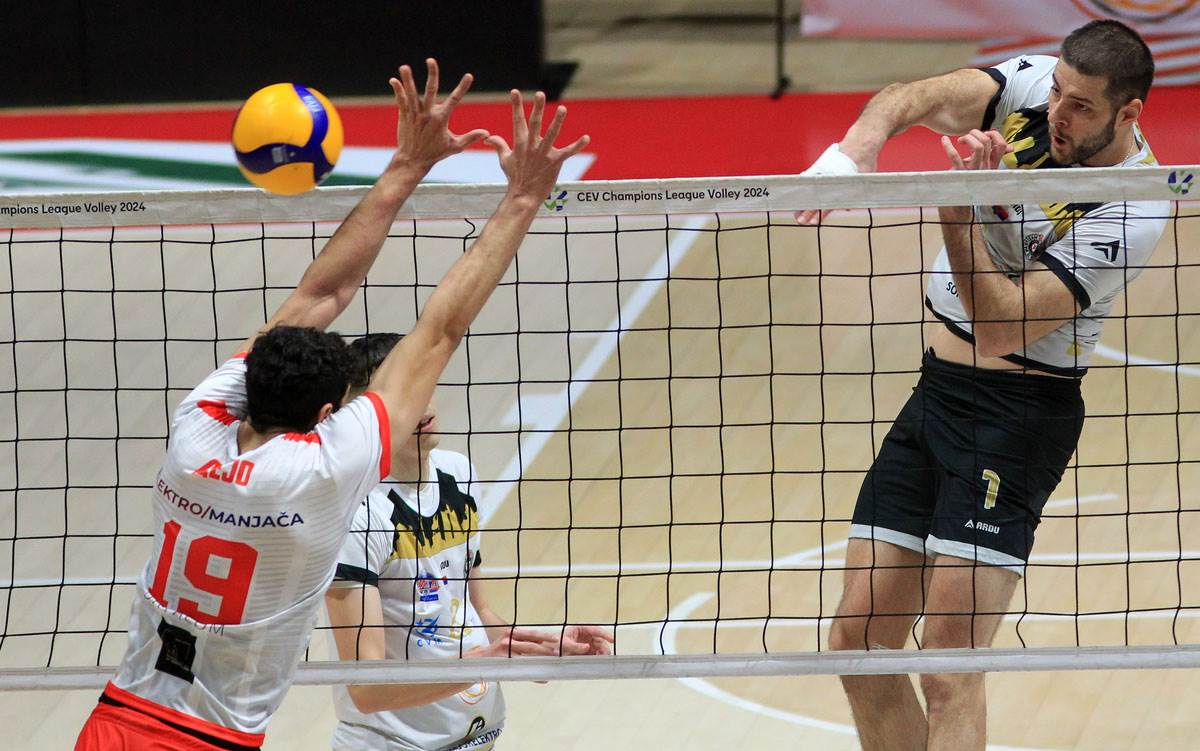 Partizan Zvezda odbojka (15).jpg