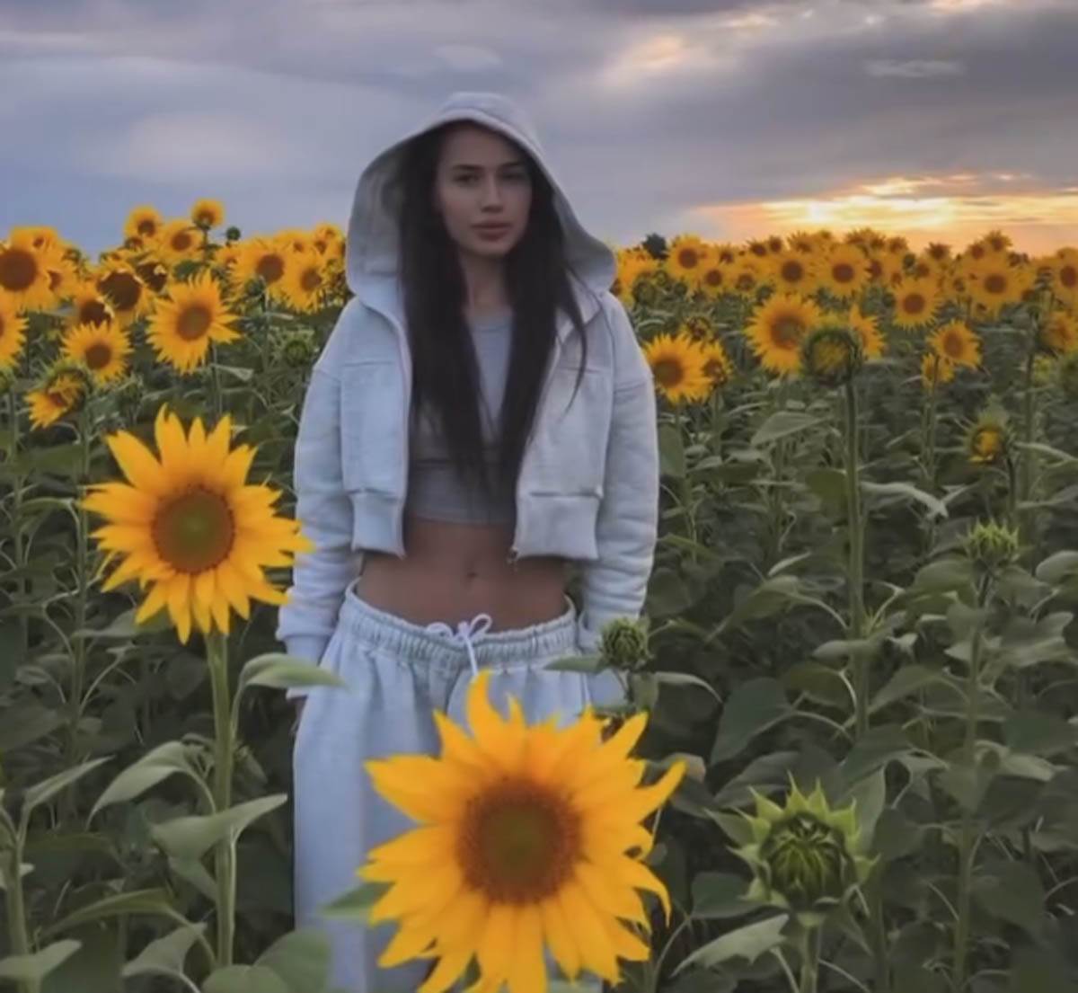 Alina Zagitova  (4).jpg