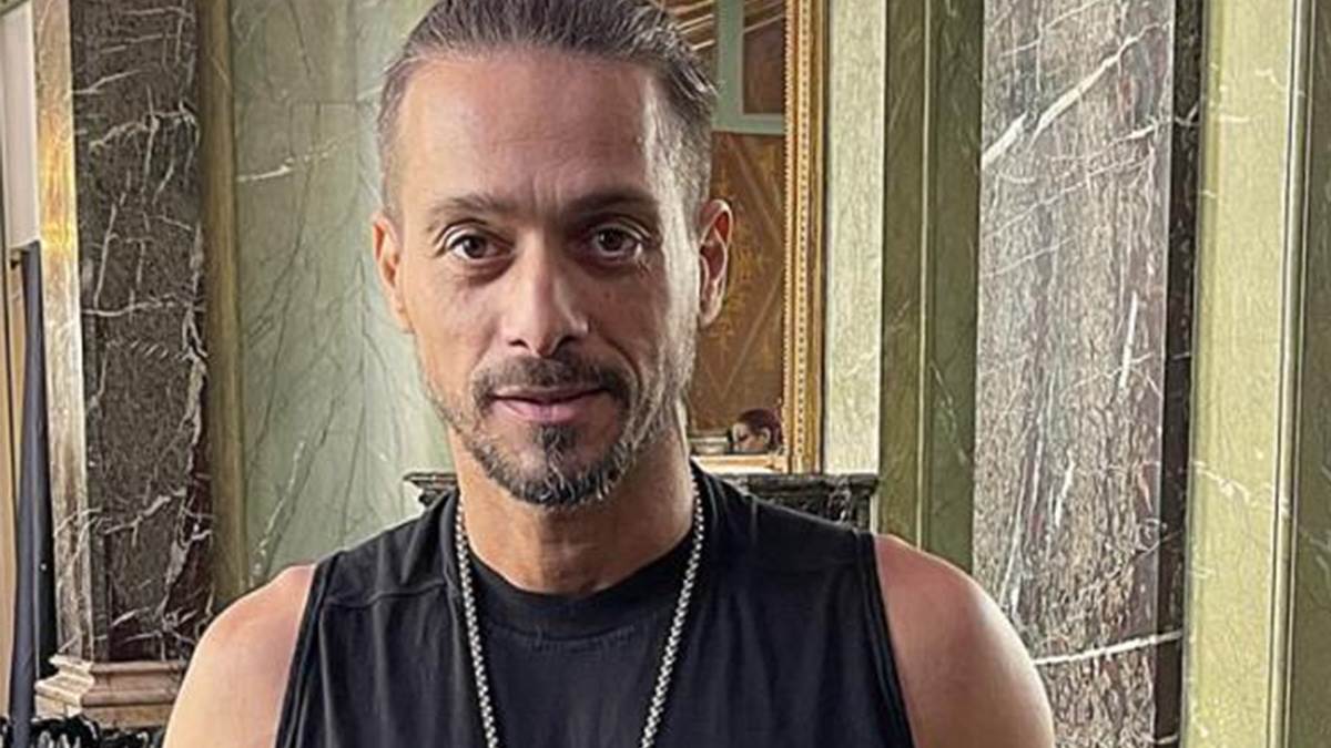 Dado Topić 2.jpg