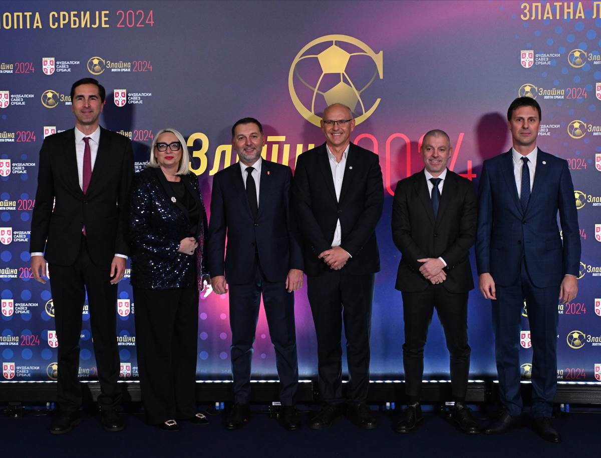 Dušan Vlahović osvojio Zlatnu loptu FSS