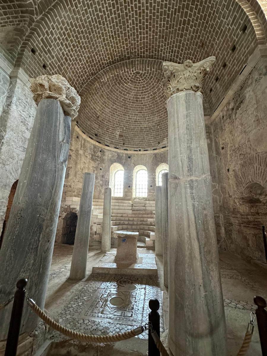 Crkva u Miri (8).jpg