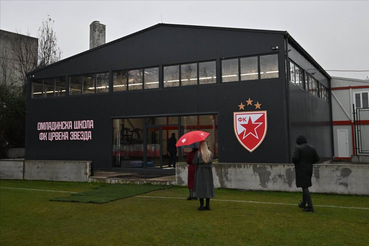 Omladinska skola Crvena Zvezda (2).JPG