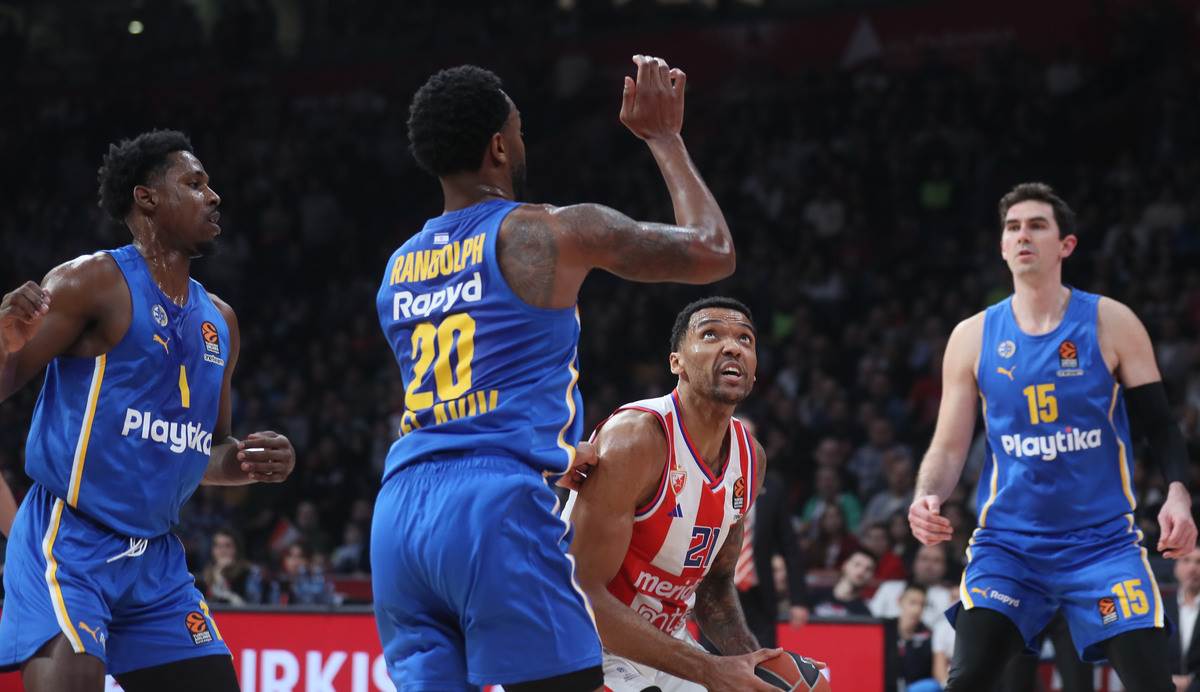 Crvena Zvezda -- Makabi  (1).JPG