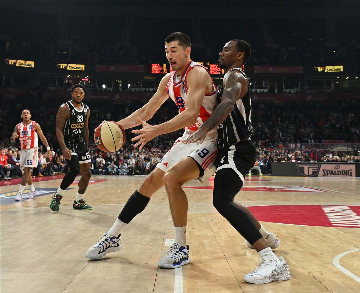 Crvena Zvezda --- Partizan (14).jpg