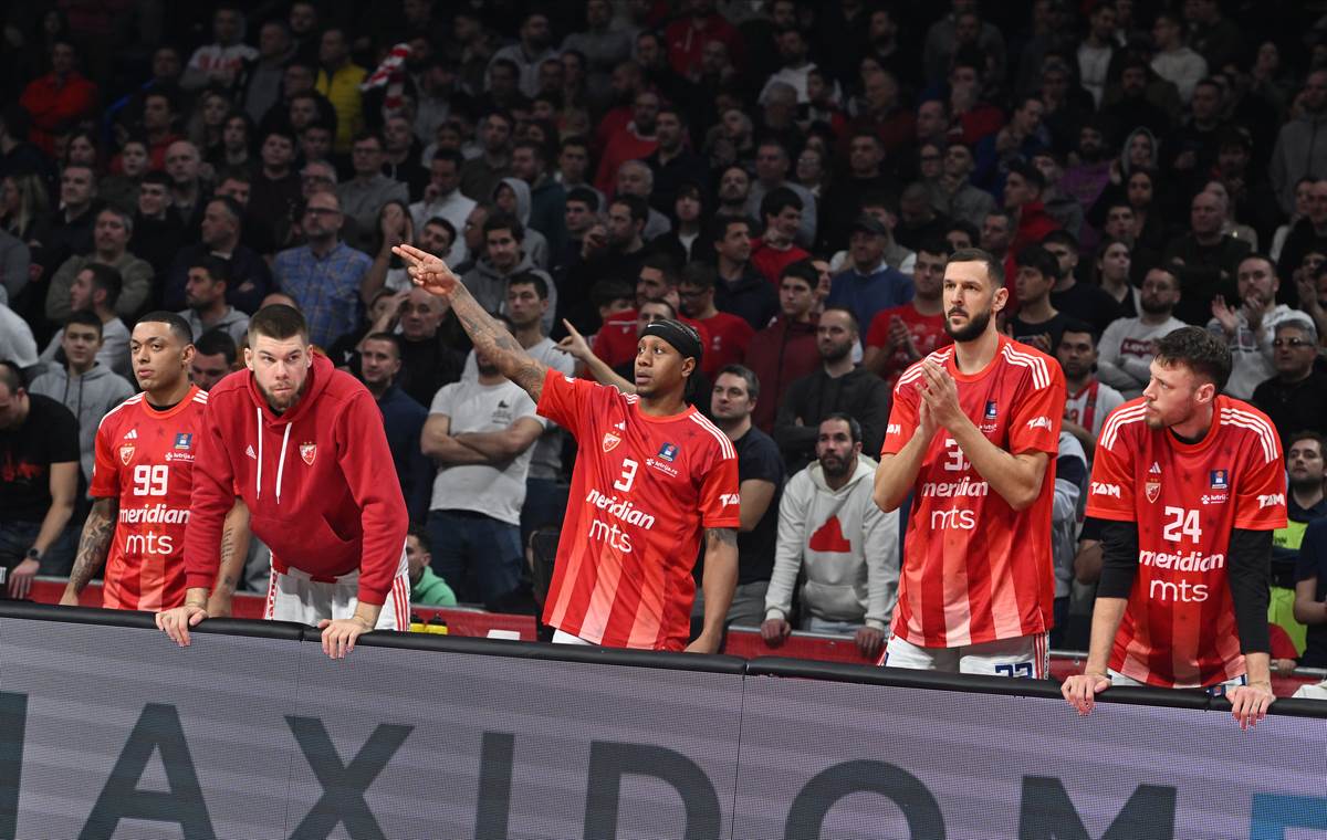 Partizan - Derbi - Zvezda (2).jpg