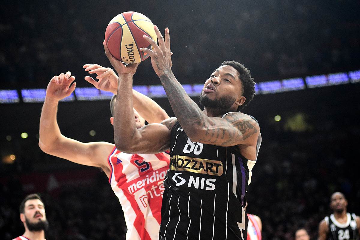 Partizan Zvezda (13).JPG