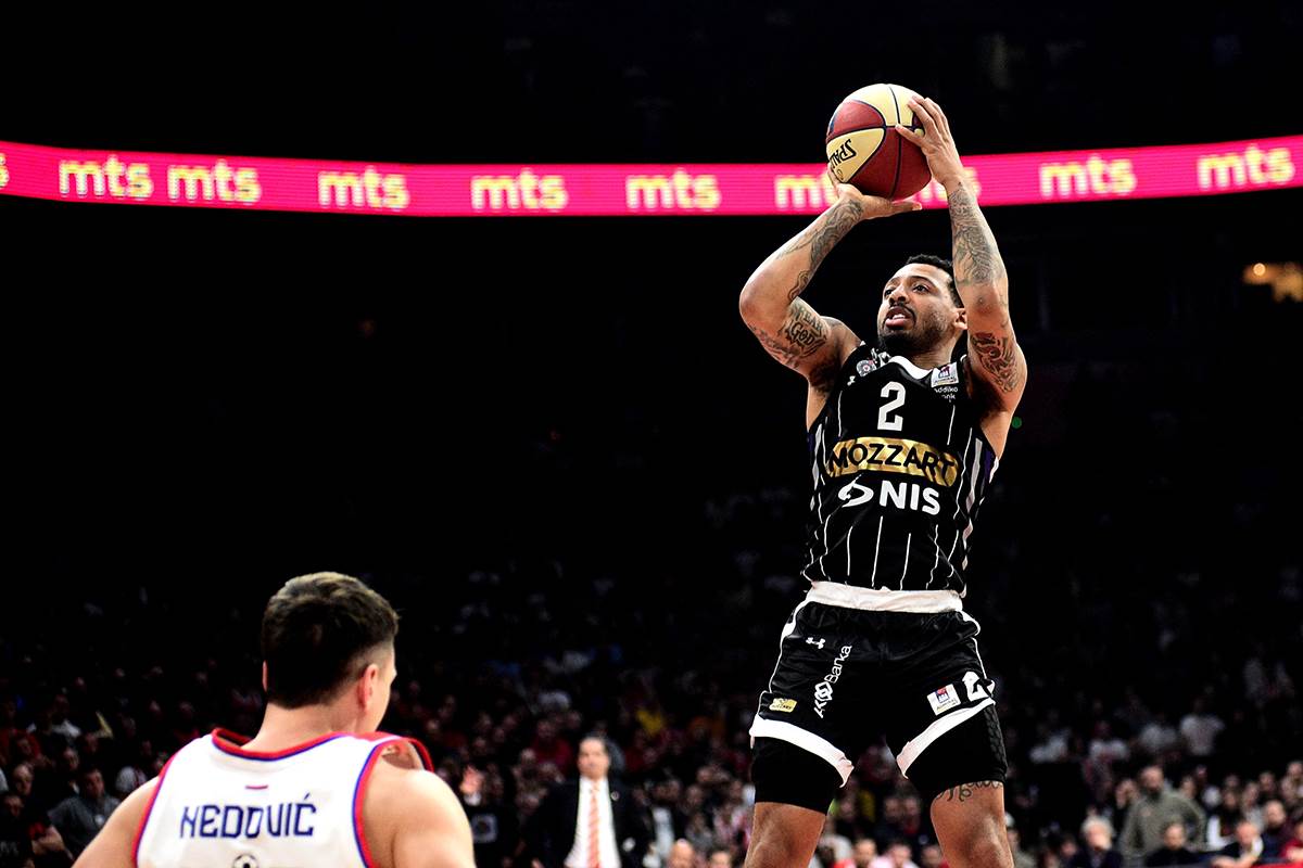 Partizan Zvezda (1).JPG