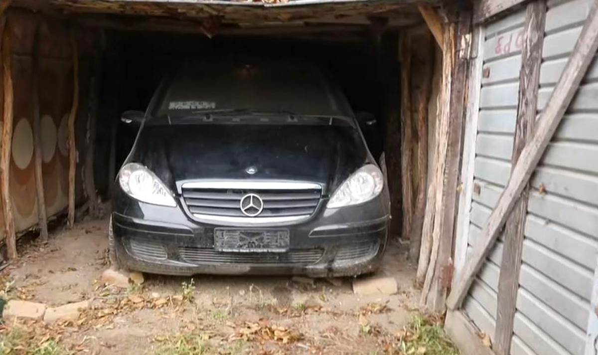 Vlada sa kosmaja (6).jpg