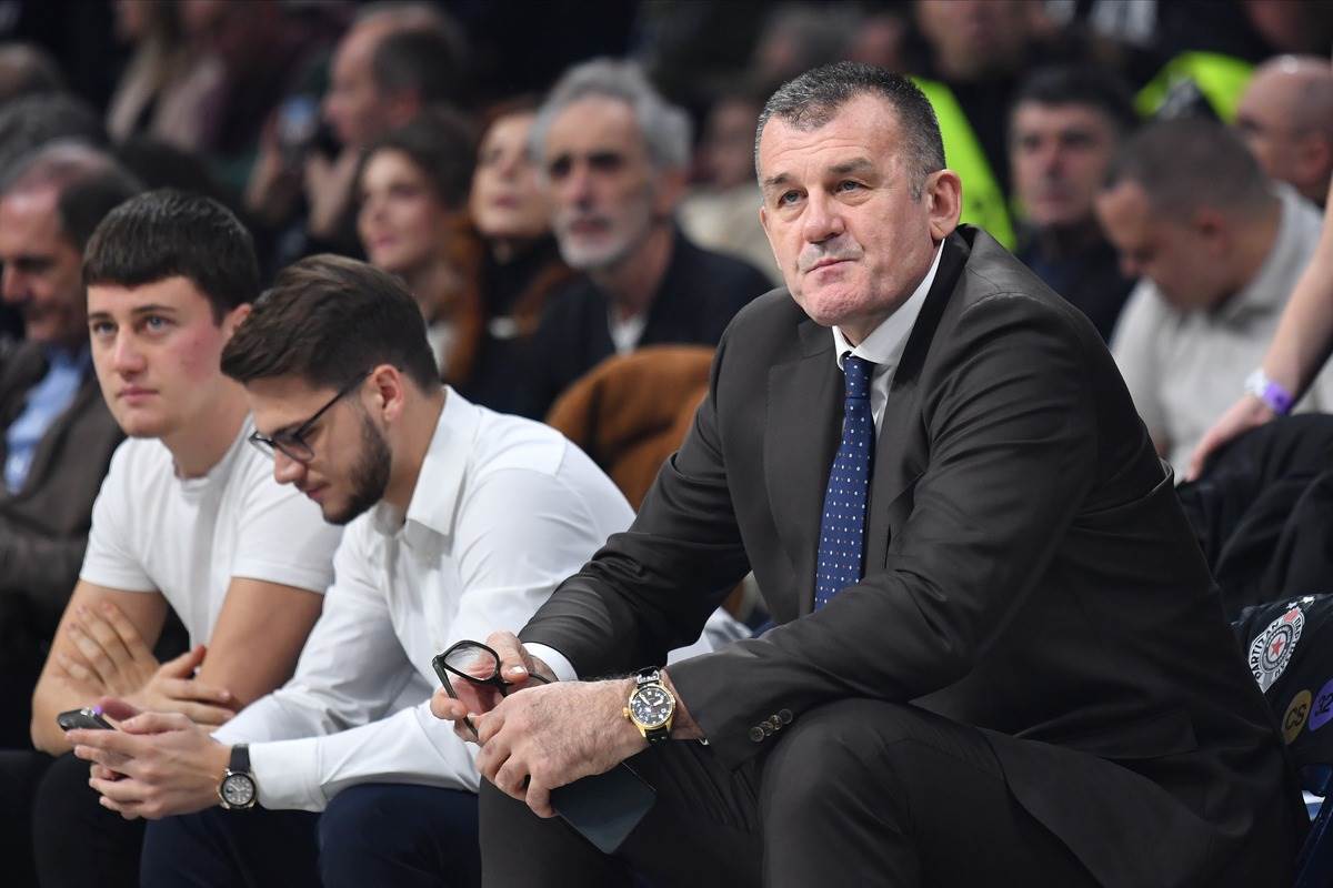 Partizan Fenerbahče (12).JPG